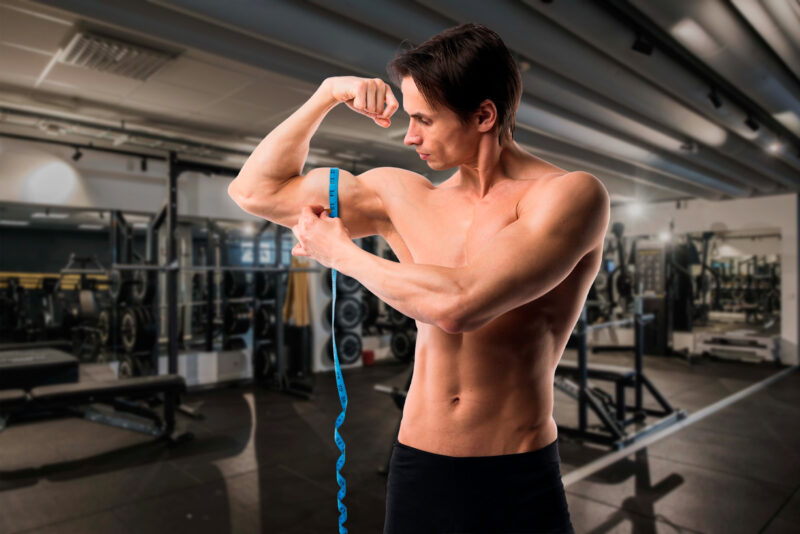 ¿Te preocupa perder lo que ganaste en el entrenamiento durante una pausa? Descubre en este artículo cómo la inactividad afecta tu masa muscular y fuerza, qué factores aceleran o ralentizan la pérdida, y cómo puedes mitigar sus efectos.